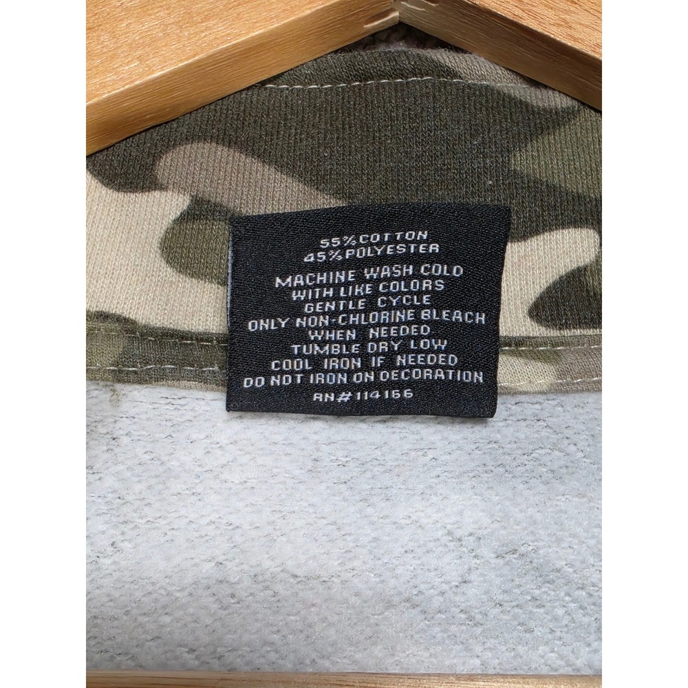 Colosseum Notre Dame Fighting Irish Camo Quarter Zip Pullover Mens Medium OHT - Picture 8 of 10